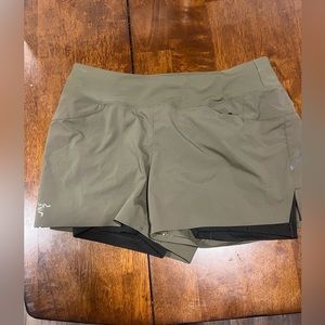 Arcteryx 2 in 1 shorts